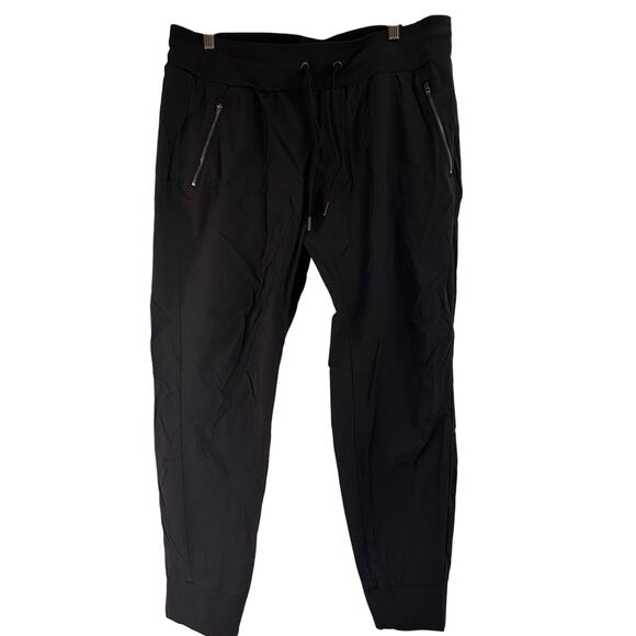 Athleta Women's Black Nylon Trekkie North High Rise Jogger Size 16 - Picture 1 of 8